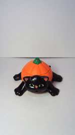 Ceramic painted halloween cat pumpkin box