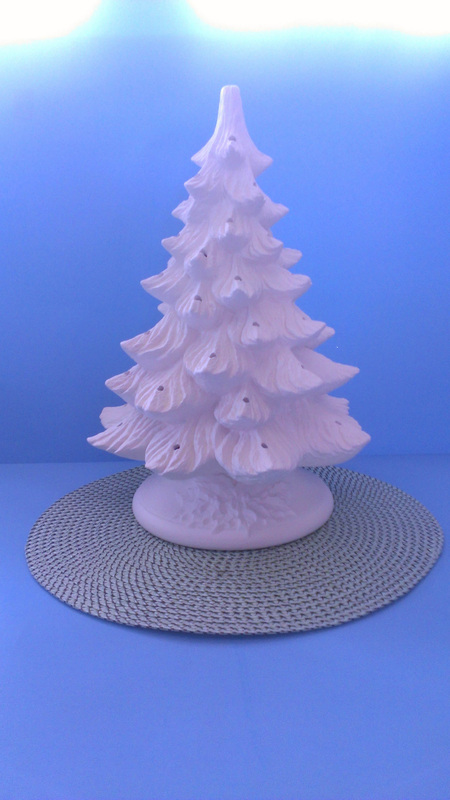 Ceramic medium unpainted pine christmas tree with holly base