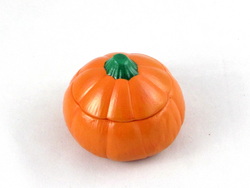Ceramic pumpkin ring box